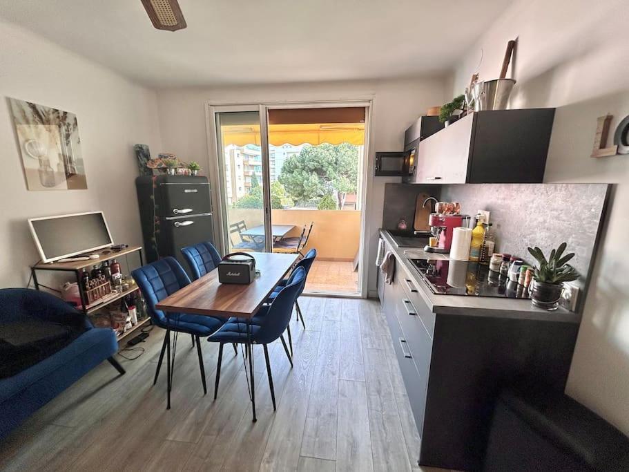 Appartement T2 A Cote De La Plage, Renove En 2023